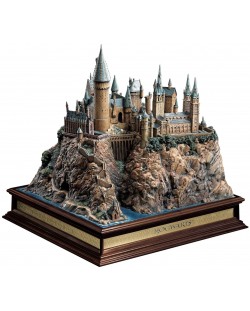 Διόραμα The Noble Collection Movies: Harry Potter - Hogwarts, 33 cm