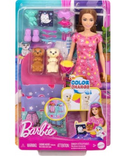 Σετ παιχνιδιού Barbie Color Change - Πάρτι πιτζάμας με τα κουτάβια της Barbie