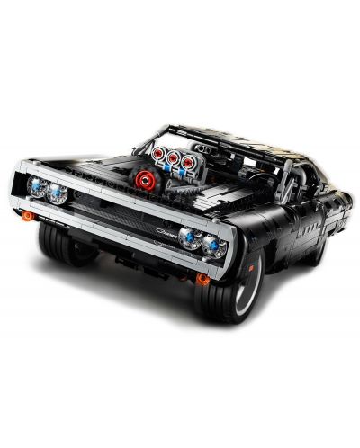 Κατασκευαστής Lego Technic Fast and Furious - Dodge Charger (42111) - 6