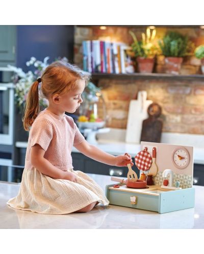 Παιδική ξύλινη μίνι κουζίνα Tender Leaf Toys - Με αξεσουάρ - 4
