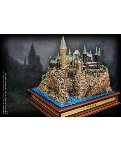 Διόραμα The Noble Collection Movies: Harry Potter - Hogwarts, 33 cm - 2