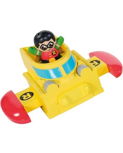 Σετ παιχνιδιού 3 σε 1Tomy Toomies - Batmobile,με 2 φιγούρες - 4