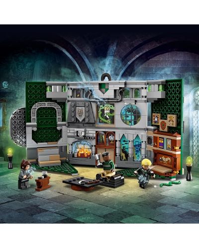Κατασκευαστής LEGO Harry Potter -  Το πανό του Σλίθεριν (76410). - 4