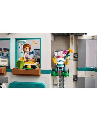 Κατασκευαστής LEGO Friends - Νοσοκομείο Heartlake City (42621) - 7