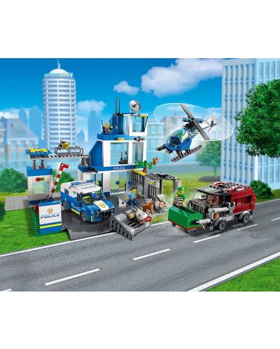 Κατασκευαστής Lego City - Αστυνομικό Τμήμα (60316) - 3