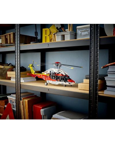 Κατασκευαστής  LEGO Technic - Ελικόπτερο διάσωσης Airbus H175 (42145)	 - 8
