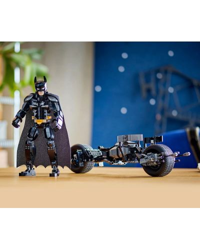 Κατασκευαστής LEGO DC Comics Super Heroes - Φιγούρα κτιρίου Batman και μοτοσυκλέτα (76273) - 9