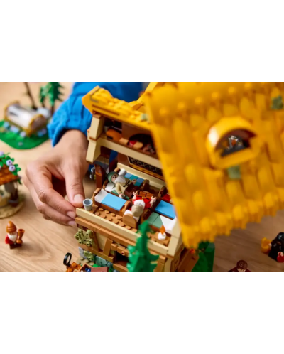 Κατασκευαστής LEGO Disney - Snow White and the Seven Dwarfs (43242) - 8