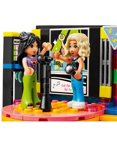 Κατασκευαστής LEGO Friends - Μουσικό πάρτι με καραόκε (42610) - 5