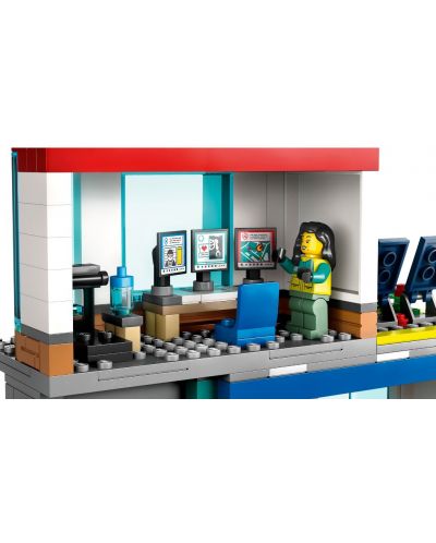 Κατασκευαστής  LEGO City - Αρχηγείο Έκτακτης Ανάγκης (60371) - 7