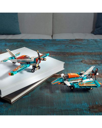 Κατασκευαστής Lego Technic - Αγωνιστικό αεροπλάνο (42117) - 6