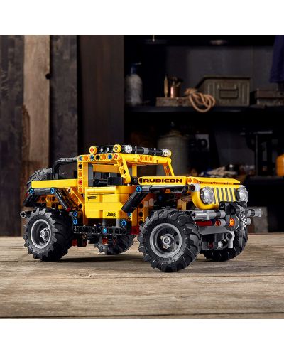 Κατασκευή Lego Technic - Jeep Wrangler (42122) - 4
