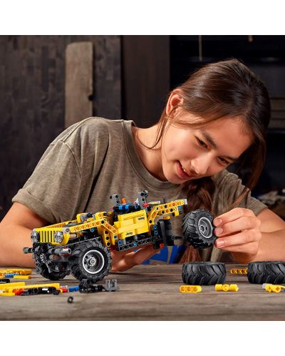 Κατασκευή Lego Technic - Jeep Wrangler (42122) - 5