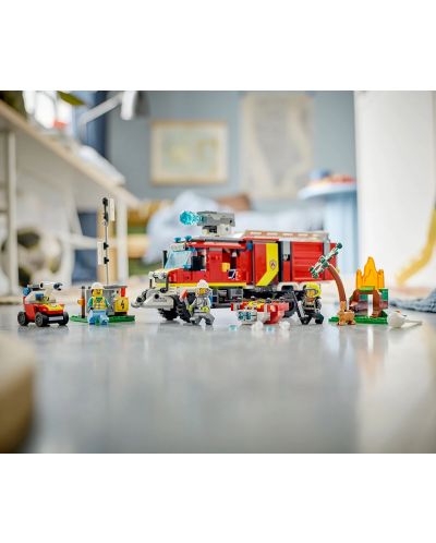Κατασκευαστής LEGO  City - Πυροσβεστικό όχημα  (60374) - 10