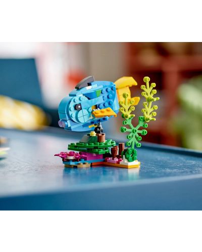 Κατασκευαστής 3 σε 1 LEGO Creator - Εξωτικός παπαγάλος (31136) - 8