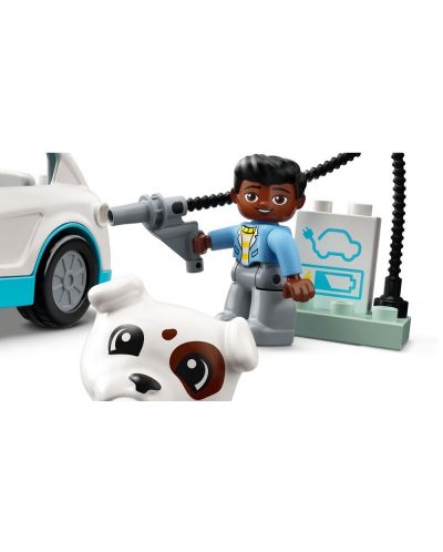 Κατασκευαστής Lego Duplo Town - Πάρκινγκ και πλυντήριο αυτοκινήτων (10948) - 9