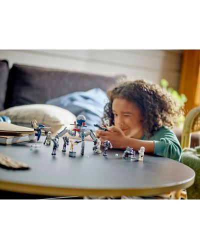 Κατασκευαστής LEGO Star Wars - Πακέτο μάχης Clone Stormtroopers και Battle Droids (75372) - 7