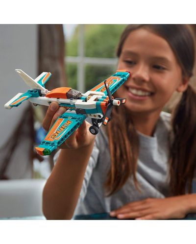Κατασκευαστής Lego Technic - Αγωνιστικό αεροπλάνο (42117) - 4