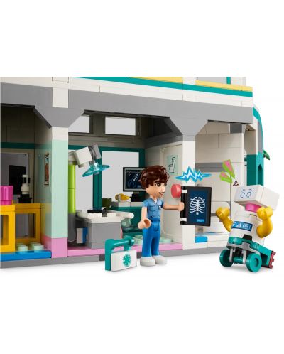 Κατασκευαστής LEGO Friends - Νοσοκομείο Heartlake City (42621) - 4