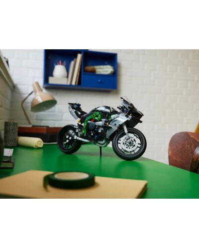 Κατασκευαστής LEGO Technic - Μηχανή Kawasaki Ninja H2R (42170) - 7
