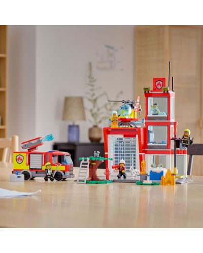Κατασκευαστής Lego City - Πυροσβεστικός σταθμός (60320) - 10