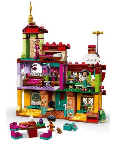 Κατασκευαστής Lego Disney - Madrigal House (43202) - 2