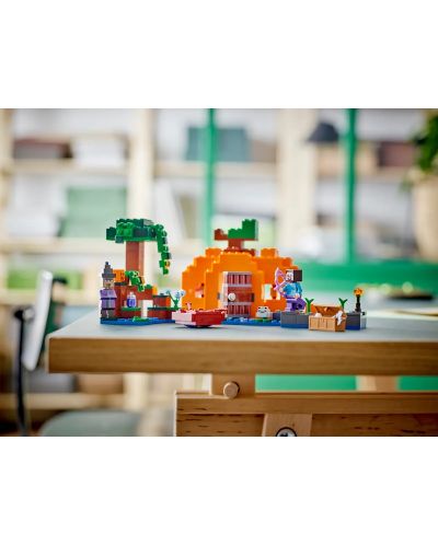 Κατασκευαστής   LEGO Minecraft - Η φάρμα κολοκύθας (21248). - 6