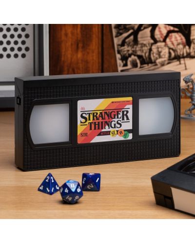 Λάμπα Paladone Television: Stranger Things - VHS Logo - 2