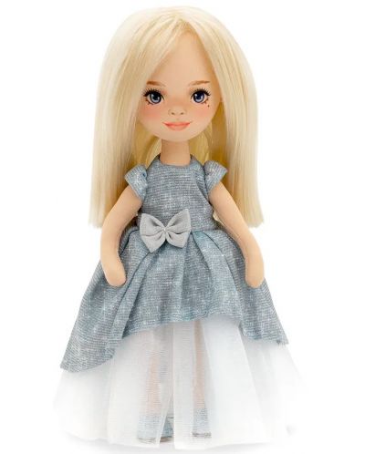 Απαλή κούκλα Orange Toys Sweet Sisters - Η Mia με γαλάζιο φόρεμα, 32 εκ - 3