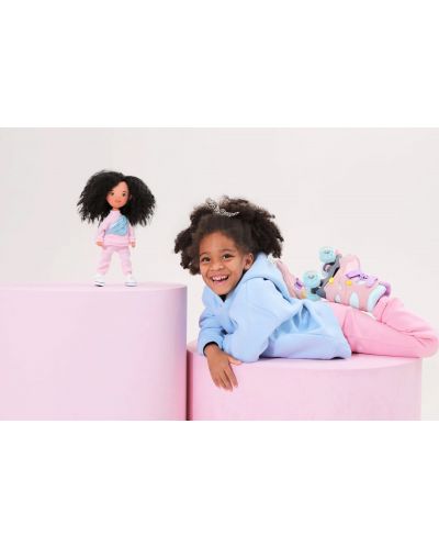 Απαλή κούκλα Orange Toys Sweet Sisters - Tina με ροζ μπουφάν, 32 cm - 5