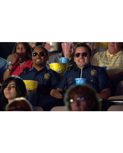 Let's Be Cops (Blu-ray) - 9