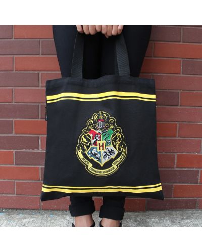 Τσάντα για ψώνια Cine Replicas Movies: Harry Potter - Hogwarts (Black & Yellow) - 3