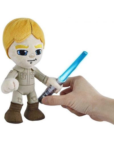 Λούτρινη φιγούρα Mattel Movies: Star Wars - Luke Skywalker with Lightsaber (Light-Up), 19 cm - 2