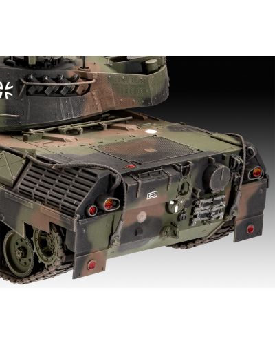 Συναρμολογημένο μοντέλο Revell Στρατιωτικά: Τάνκς - Leopard 1A5 - 2