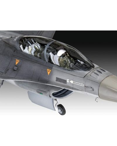Συναρμολογημένο μοντέλο Revell Στρατιωτικό: Αεροσκάφος - Lockheed Martin F-16D Tigermeet 2014 - 2