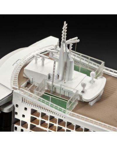 Μοντέλο για συναρμολόγηση Revell Liner Queen Mary 2 (1:700) - 5