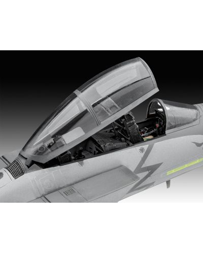 Συναρμολογημένο μοντέλο Revell Στρατιωτικό: Αεροσκάφος - F-15E Strike Eagle - 2