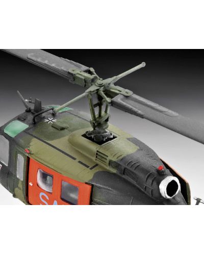 Συναρμολογημένο μοντέλο Revell  Στρατιωτικά: Ελικόπτερα - Bell UH-1 SAR - 4