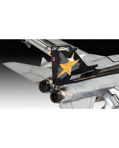 Συναρμολογημένο μοντέλο Revell Στρατιωτικό: Αεροσκάφος - Tornado GR.4 Farewell - 3