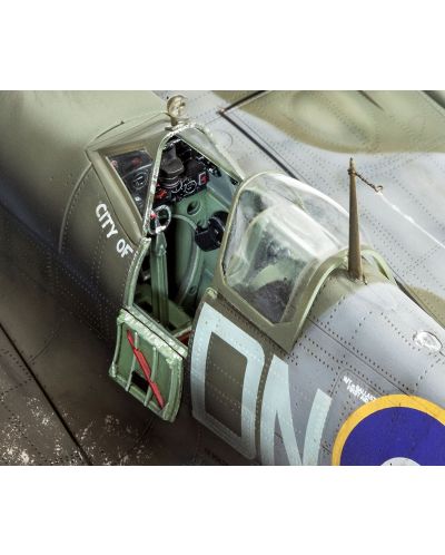 Συναρμολογημένο μοντέλο  Revell - Αεροσκάφος Supermarine Spitfire Mk.IXc (03927). - 3