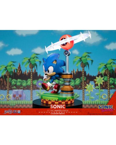 Αγαλμάτιο First 4 Figures Games: Sonic The Hedgehog - Sonic (Collector's Edition), 27 cm - 9