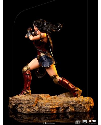 Αγαλματίδιο  Iron Studios DC Comics: Justice League - Wonder Woman, 18 cm - 2