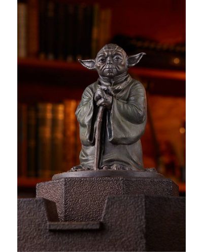 Αγαλματίδιο  Kotobukiya Movies: Star Wars - Yoda Fountain (Limited Edition), 22 cm - 8