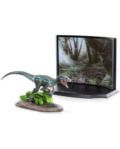 Αγαλματάκι The Noble Collection Movies: Jurassic World - Velociraptor Recon (Blue) (Toyllectible Treasures), 8 cm - 5