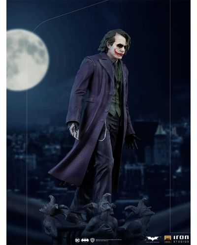 Αγαλματίδιο  Iron Studios DC Comics: Batman - The Joker (The Dark Knight) (Deluxe Version), 30 cm - 12