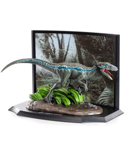 Αγαλματάκι The Noble Collection Movies: Jurassic World - Velociraptor Recon (Blue) (Toyllectible Treasures), 8 cm - 3