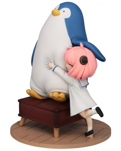 Αγαλματίδιο FuRyu Animation: Spy x Family - Anya Forger with Penguin, 19 cm - 3