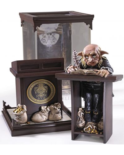 Αγαλματίδιο The Noble Collection Movies: Harry Potter - Gringotts Goblin (Magical Creatures), 19 εκ - 3