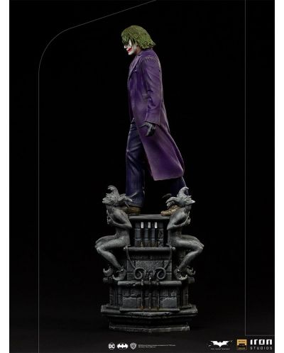 Αγαλματίδιο  Iron Studios DC Comics: Batman - The Joker (The Dark Knight) (Deluxe Version), 30 cm - 6