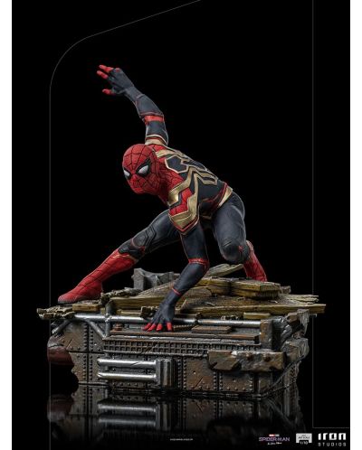Αγαλματίδιο Iron Studios Marvel: Spider-Man - Spider-Man (Peter #1), 19 cm - 7